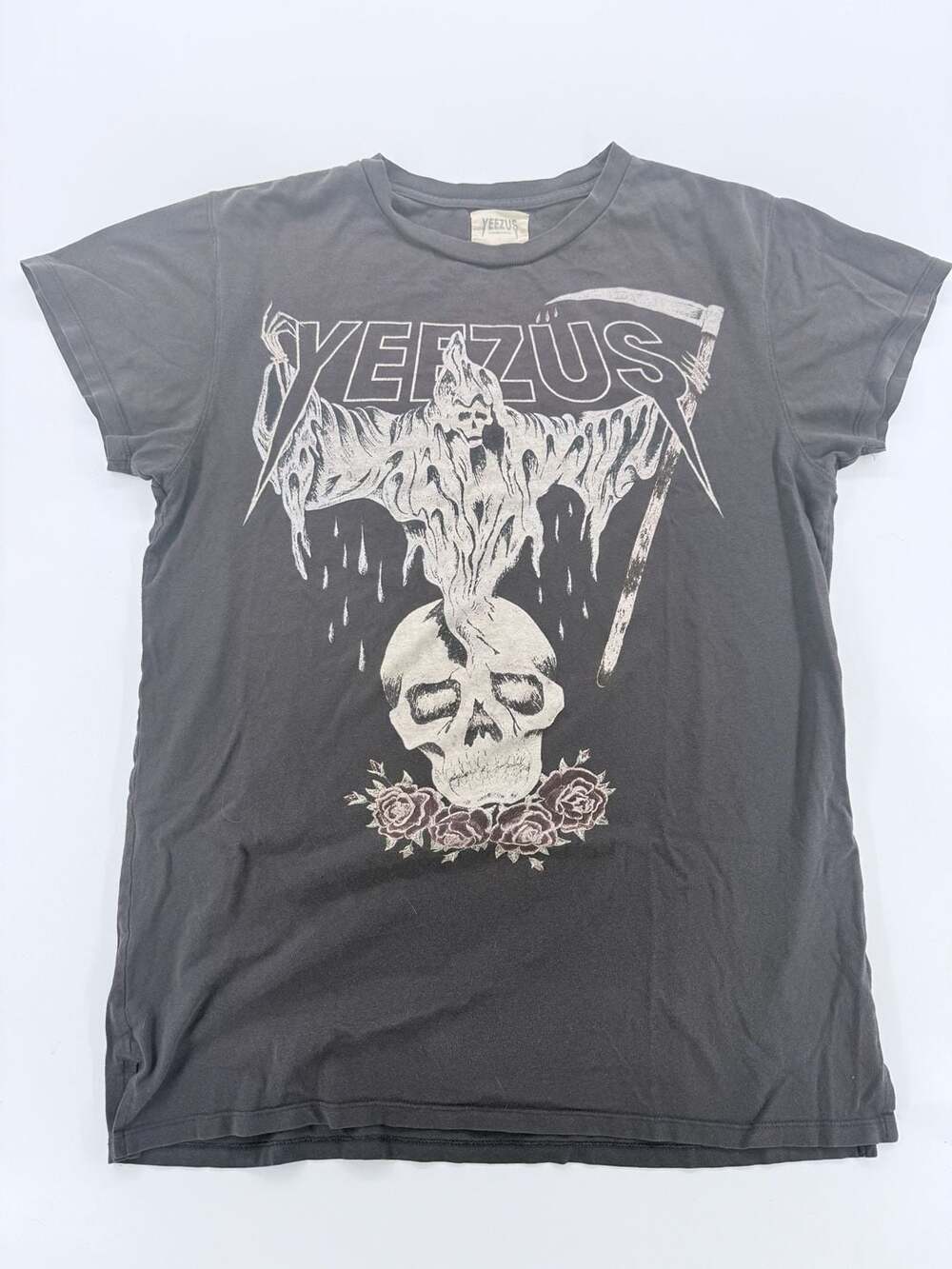 Yeezus Tour Reaper Skull T-Shirt Size L Gray Graphic Tee with Damage